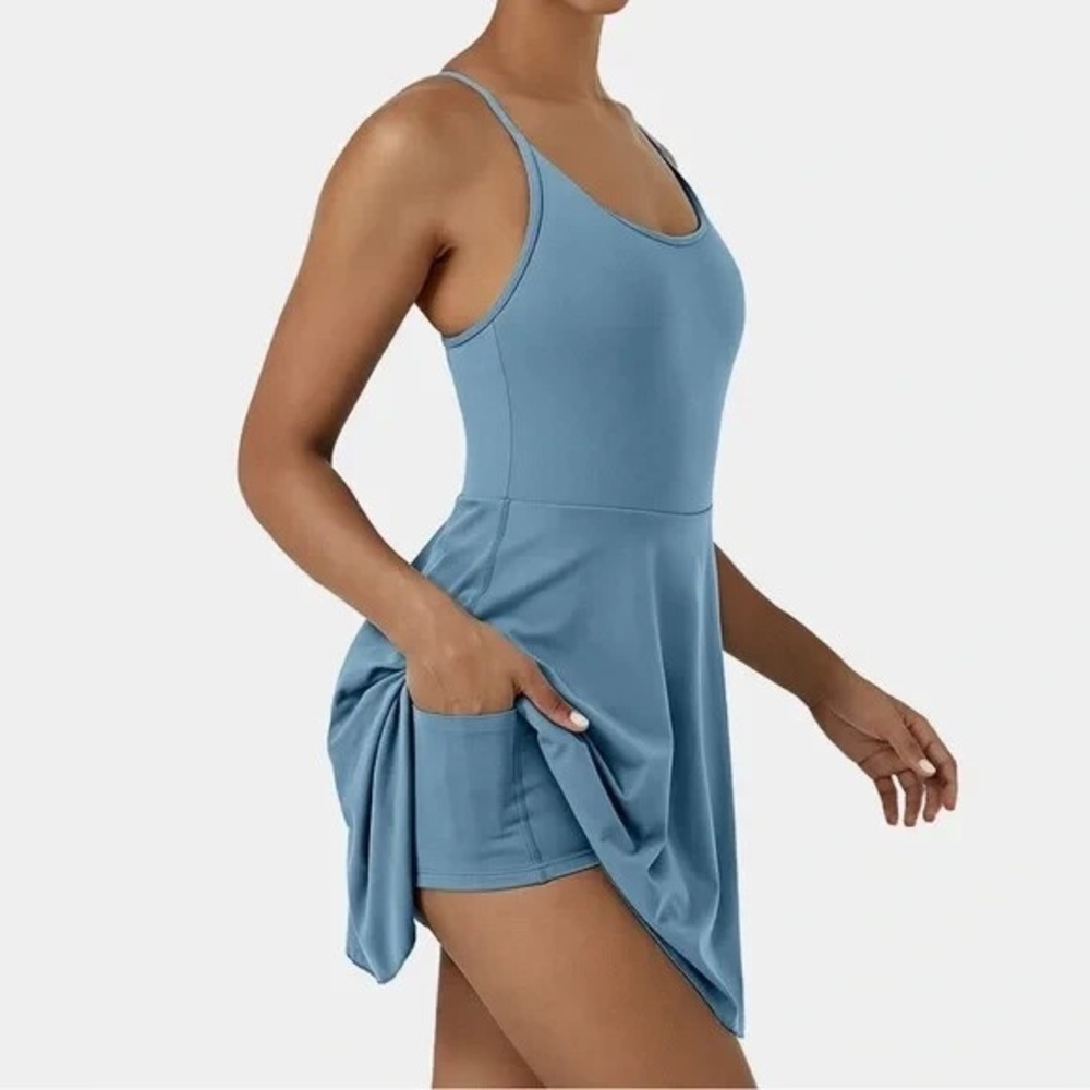 Halara Softlyzero Backless Adjustable Straps 2-In… - image 2